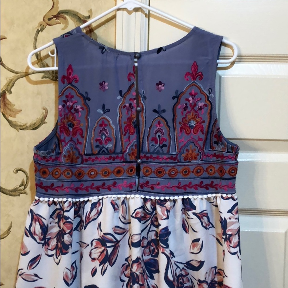 Mixed Pattern Blouse - Picture 4 of 5